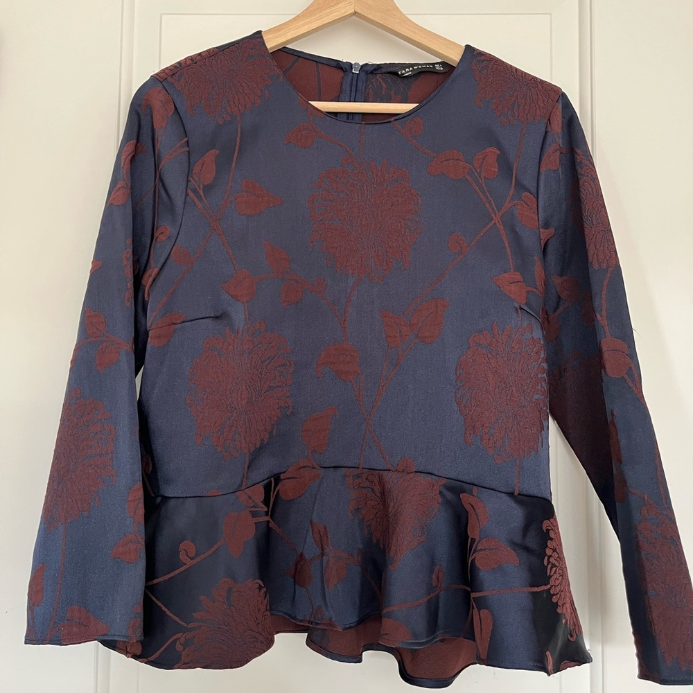 Zara Navy and Burgundy/ Brown Brocade Top